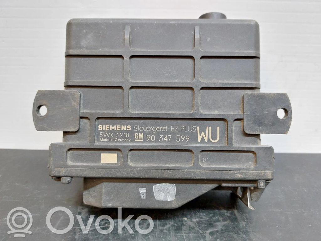 Opel Vectra A Engine control unit/module 