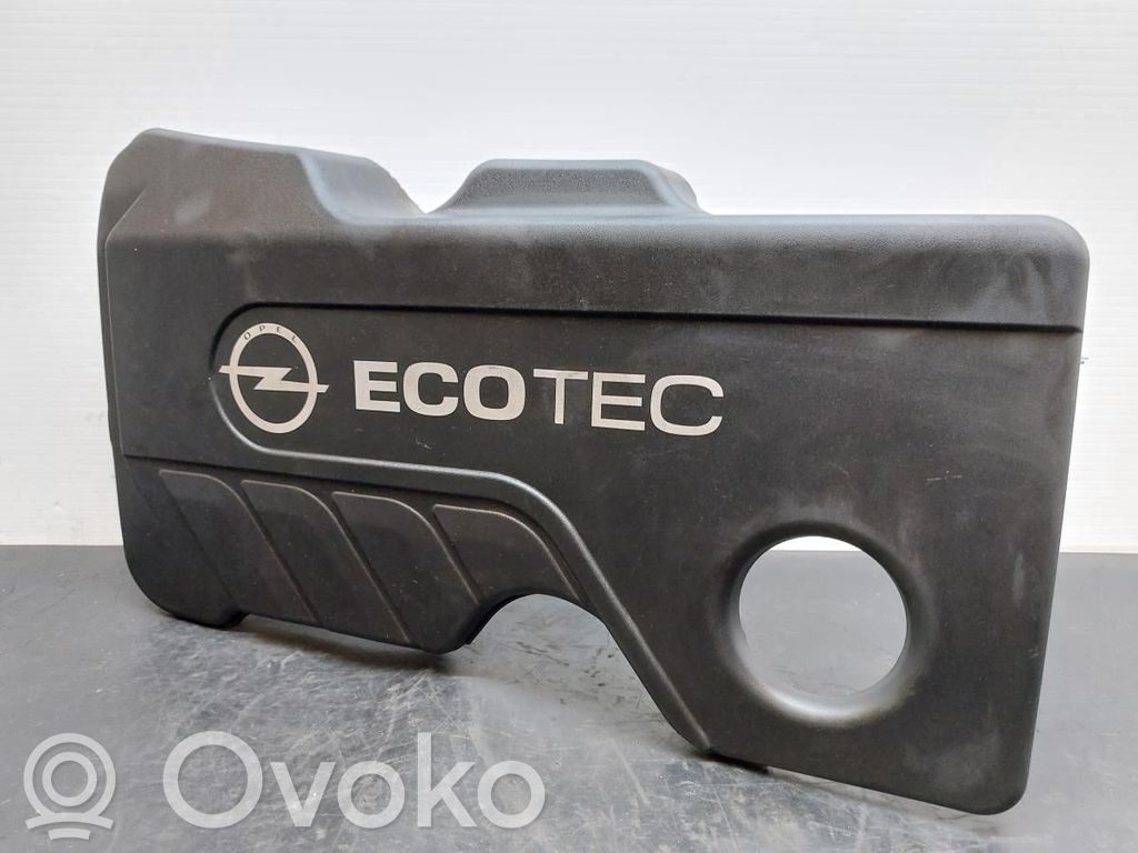 Opel Astra K Capac protecție motor 