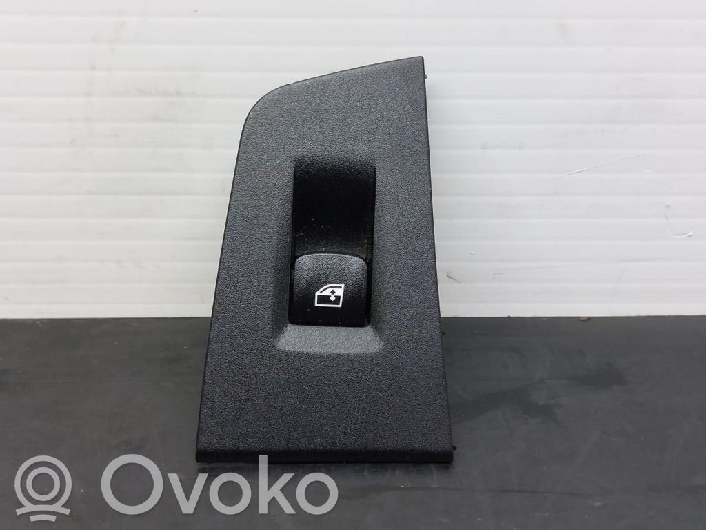 BMW 1 F40 Przyciski szyb 