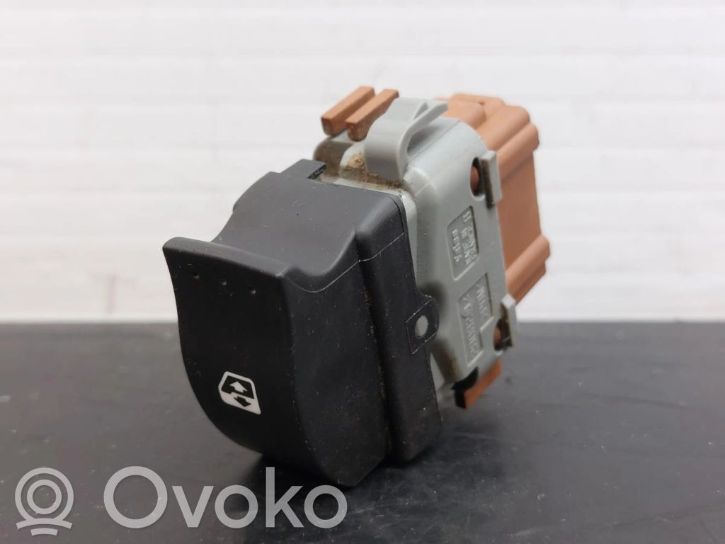 Renault Laguna II Electric window control switch 