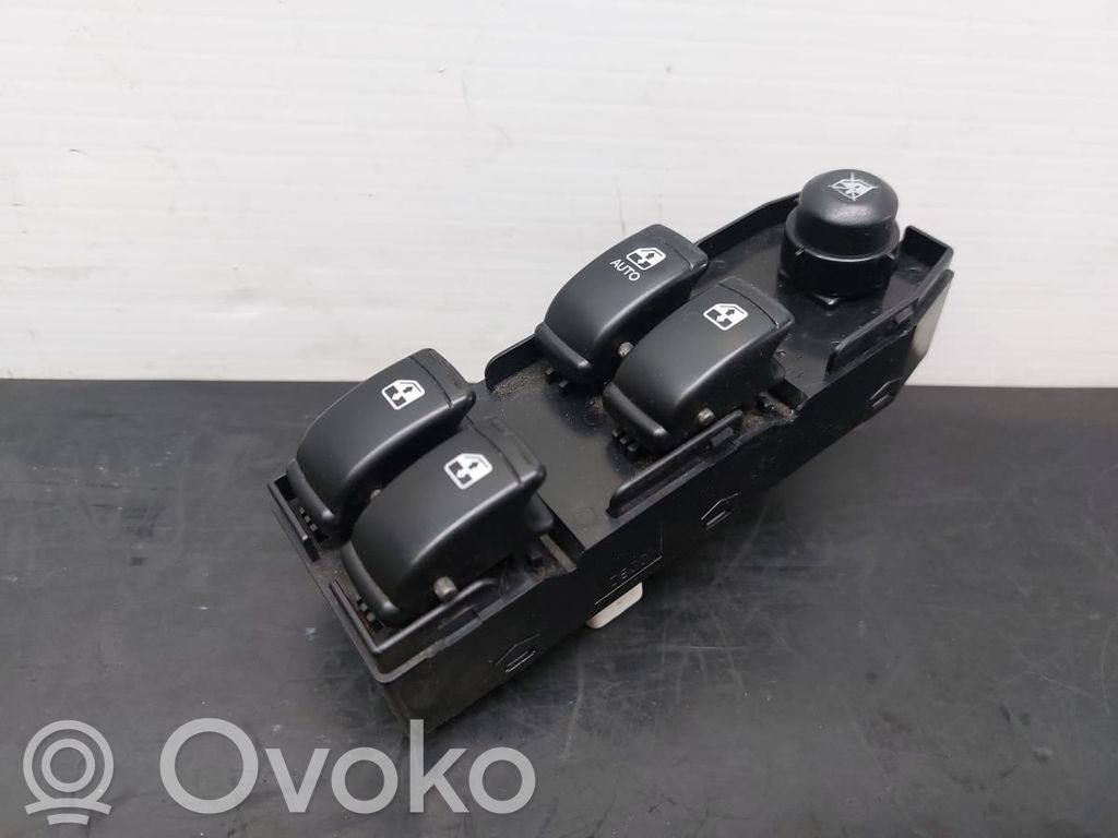 Comutator comandă geamuri electrice   621W04460