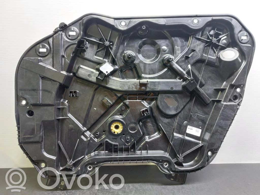 BMW 1 F40 Macara geam față fără motor 