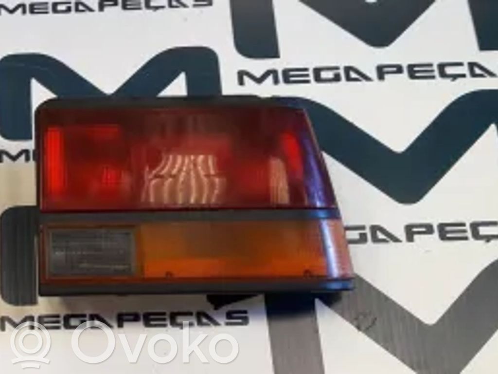 Toyota Corolla E80 Luci posteriori
