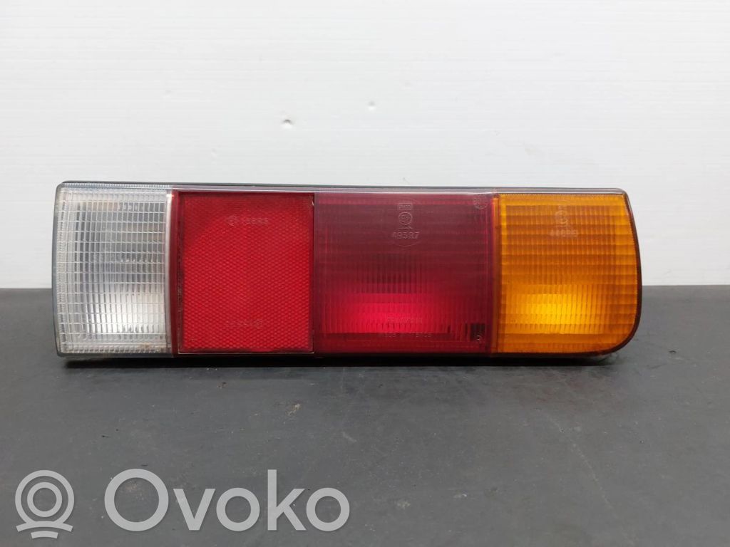 Opel Ascona B Takaluukun takavalot 
