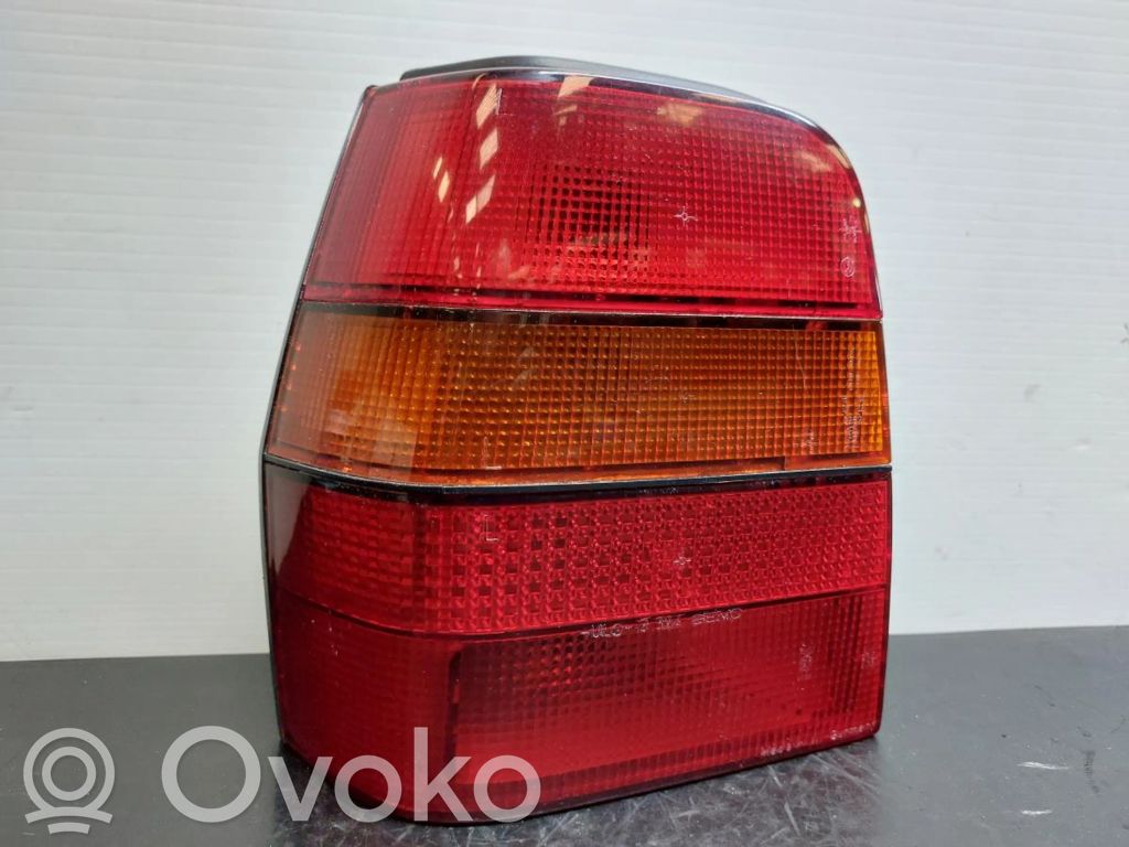Volkswagen Polo II 86C 2F Lampy tylnej klapy bagażnika 