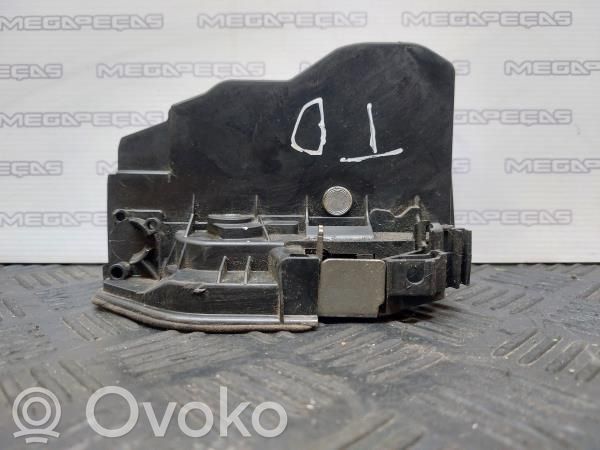 Rear door lock   7167076,HTR