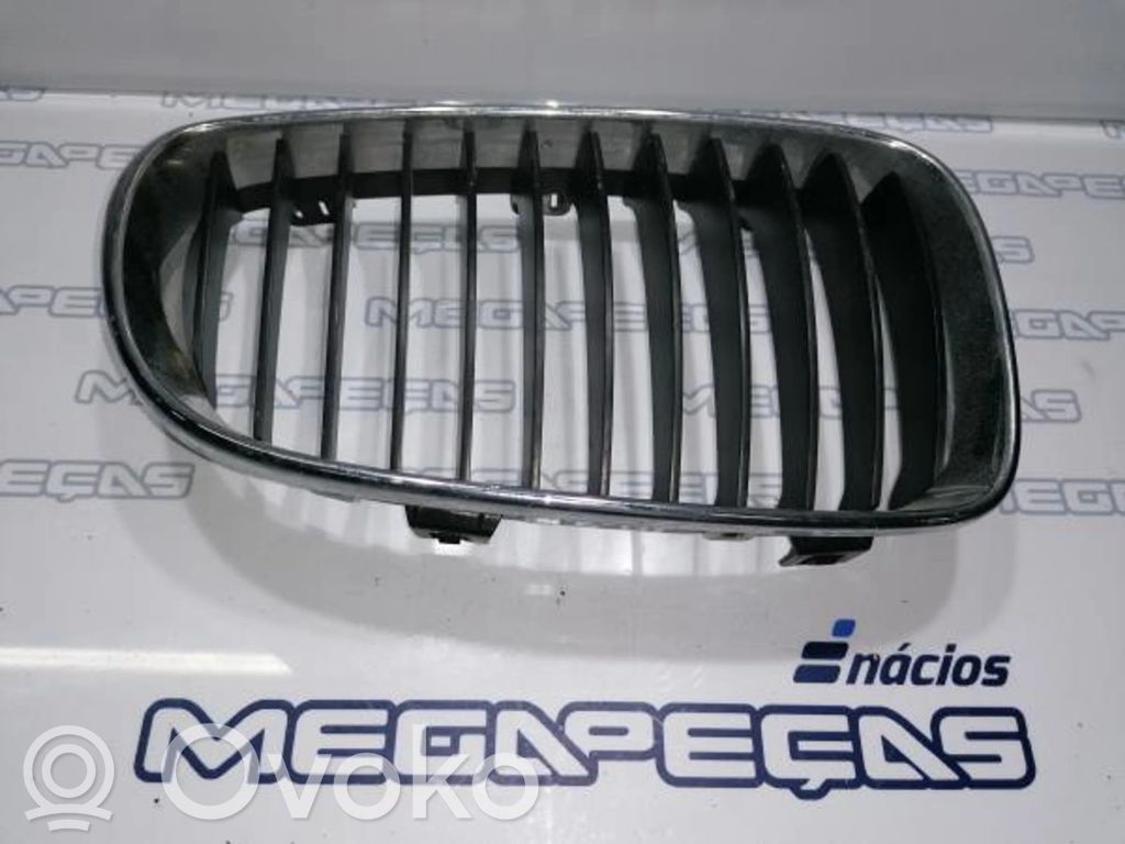 BMW 1 E81 E87 Kühlergrill 