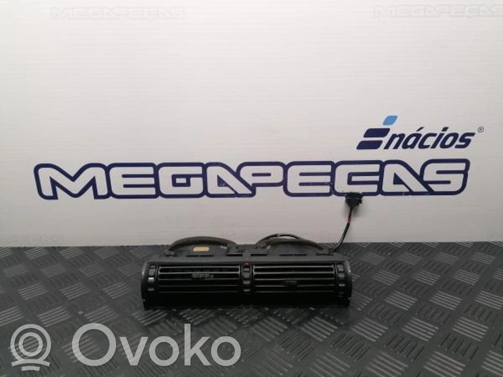 BMW 7 E32 Luftausströmer Lüftungsdüse Luftdüse Mitte 