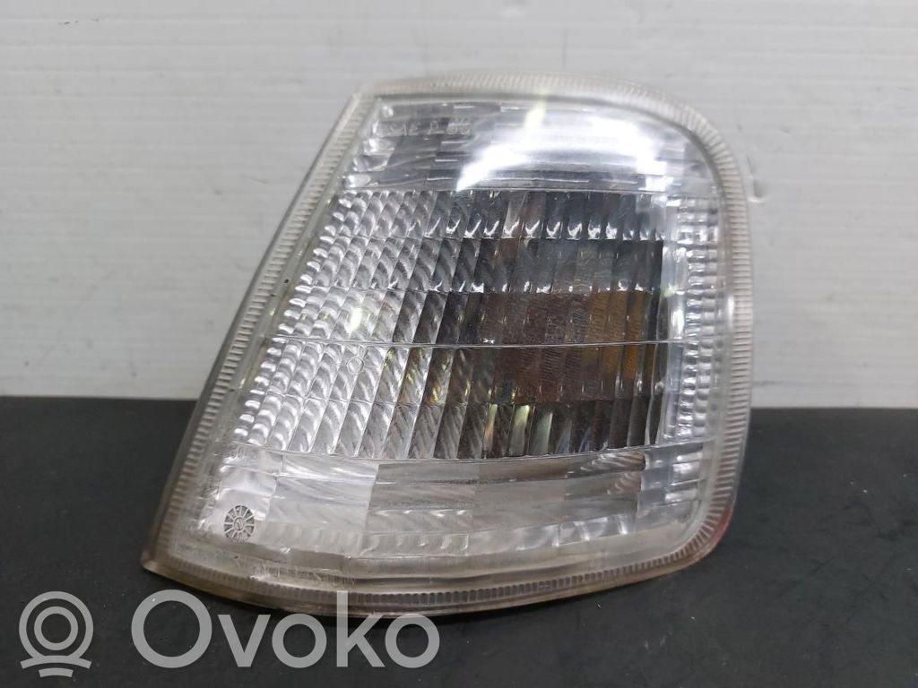 Peugeot 405 Posūkis priekinio bamperio 
