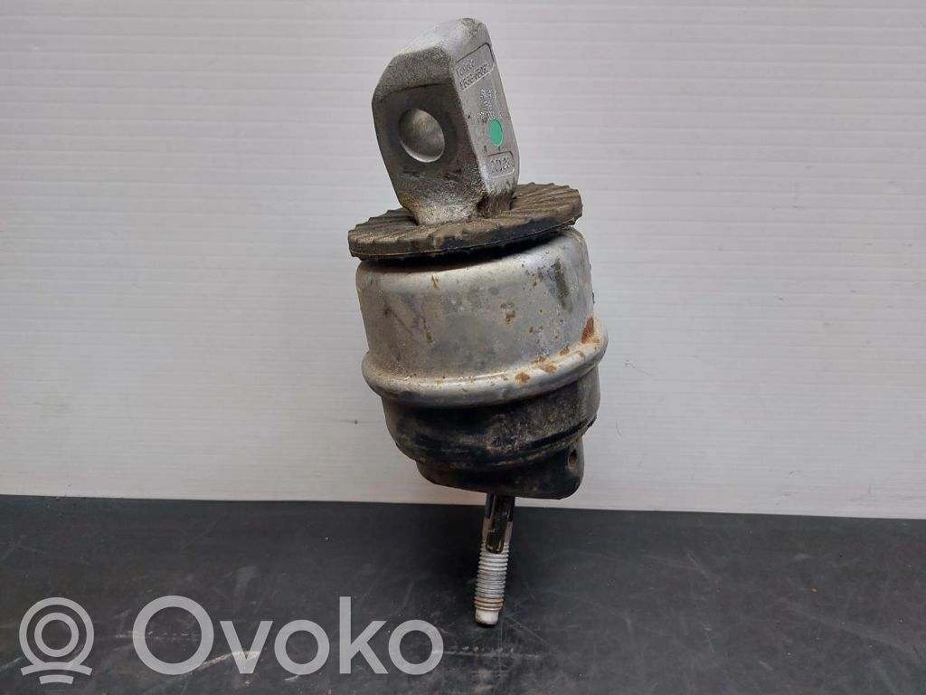 Ford Ranger Engine mount bracket 
