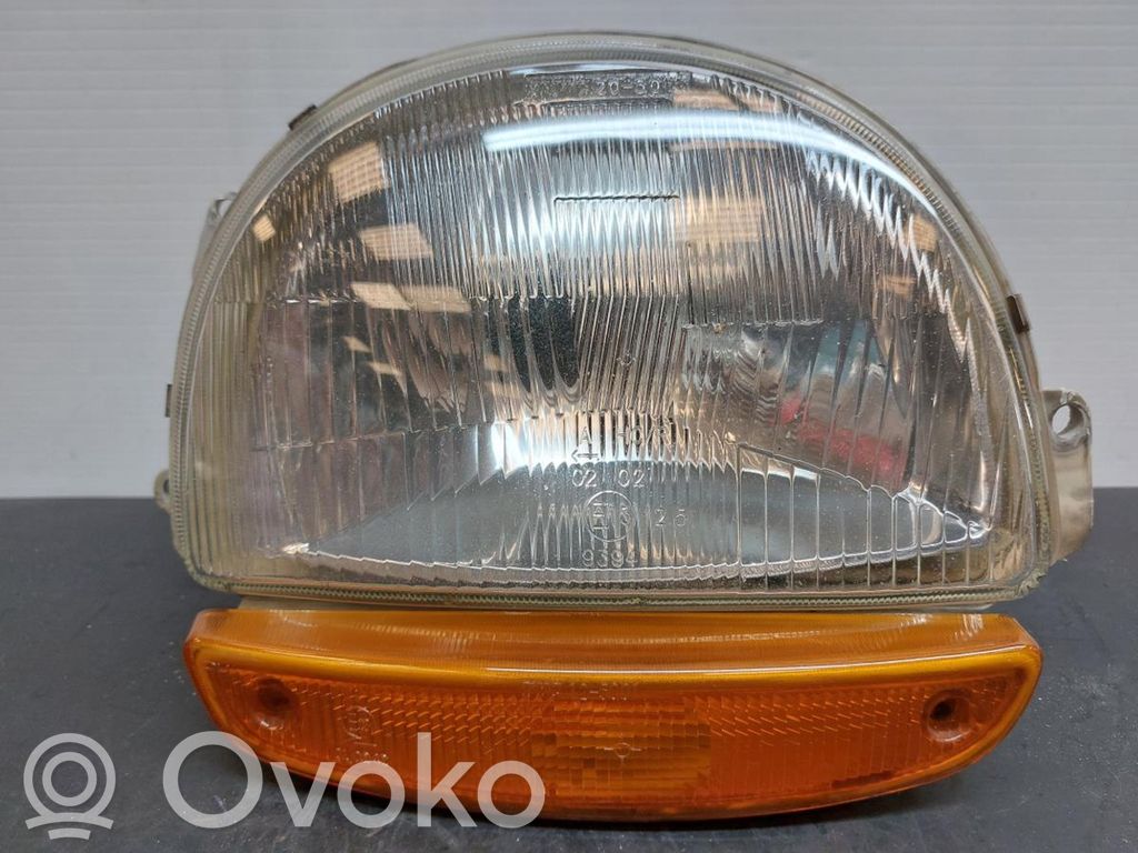 Headlight/headlamp   205011B