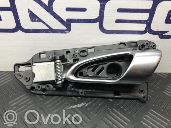 Porsche Cayenne (92A) Manecilla externa puerta trasera 