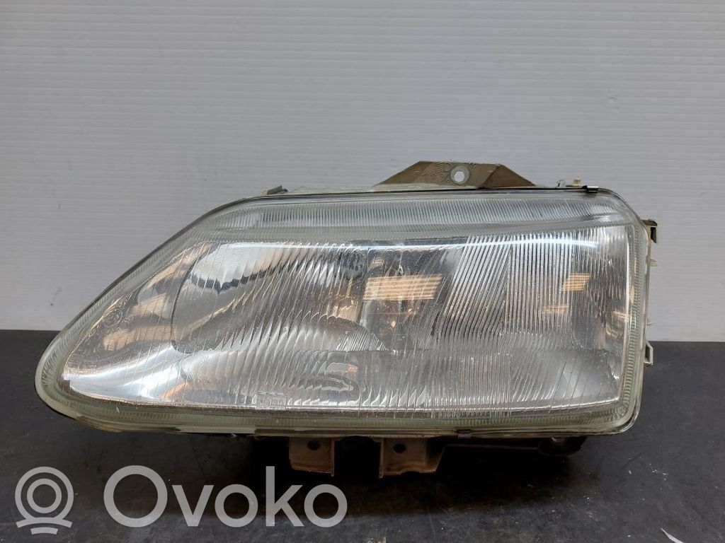 Renault Laguna I Faro/fanale 