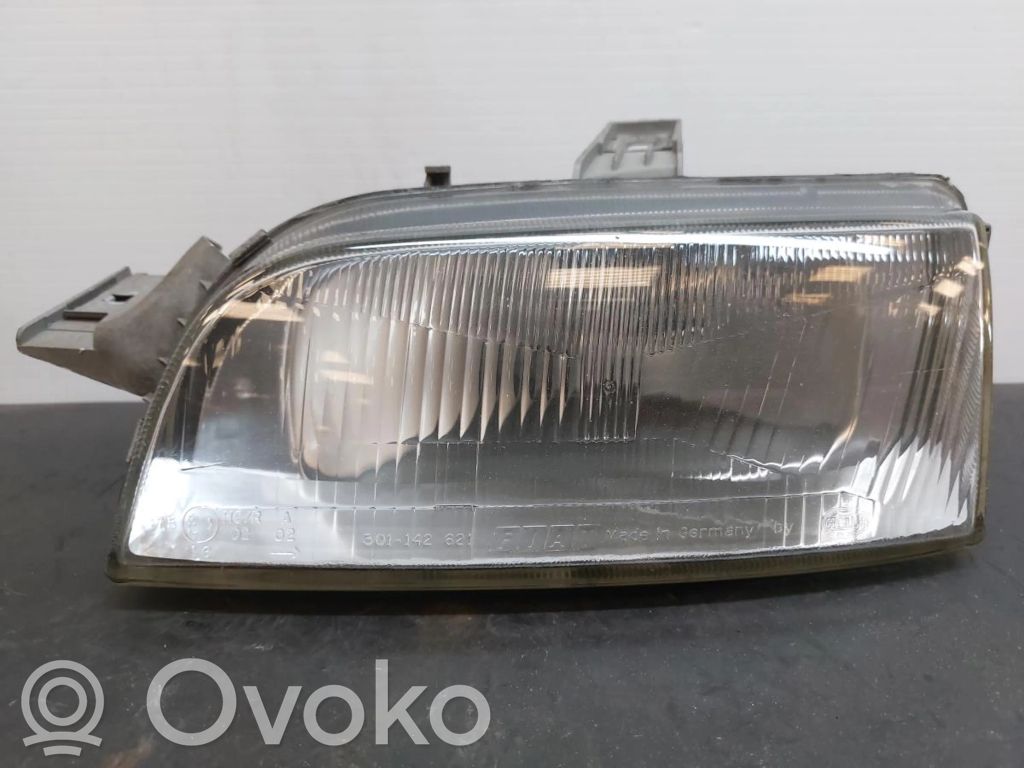 Fiat Punto (176) Передняя фара 