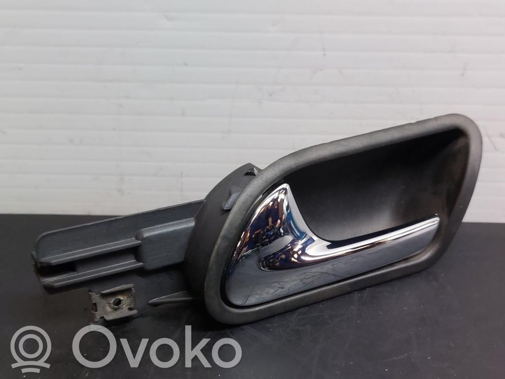 Volkswagen Golf V Manecilla externa puerta trasera 