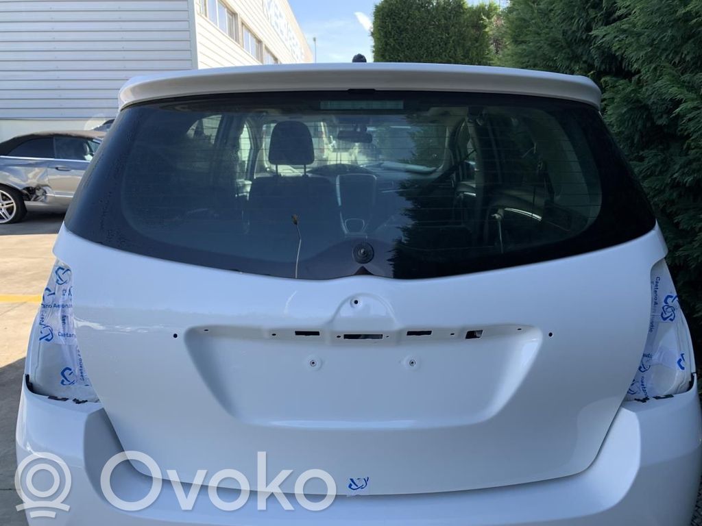 Toyota Verso Tailgate/trunk/boot lid 