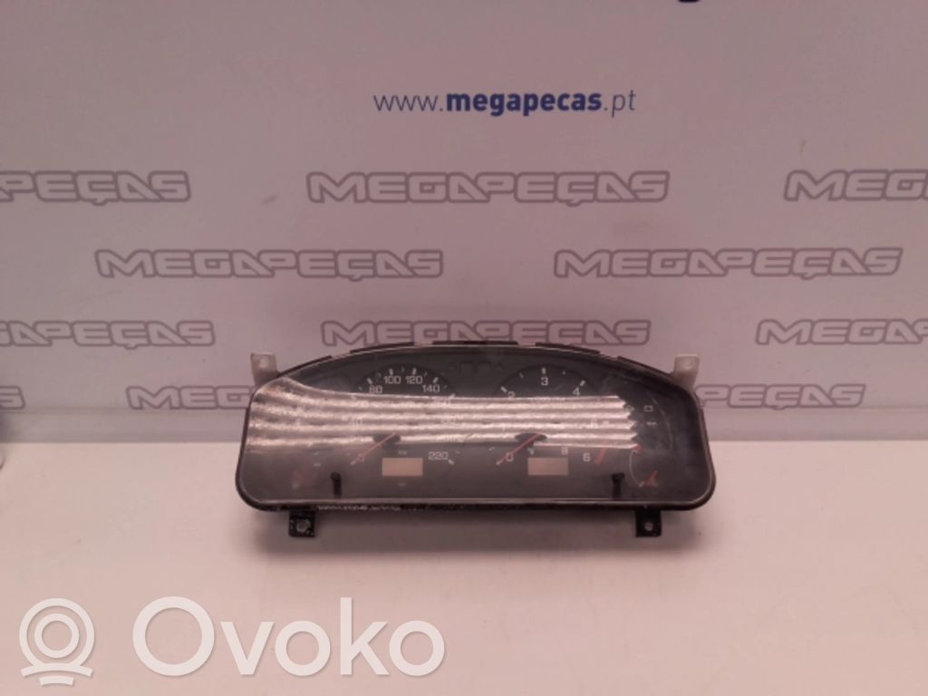 Nissan Primera Licznik / Prędkościomierz 