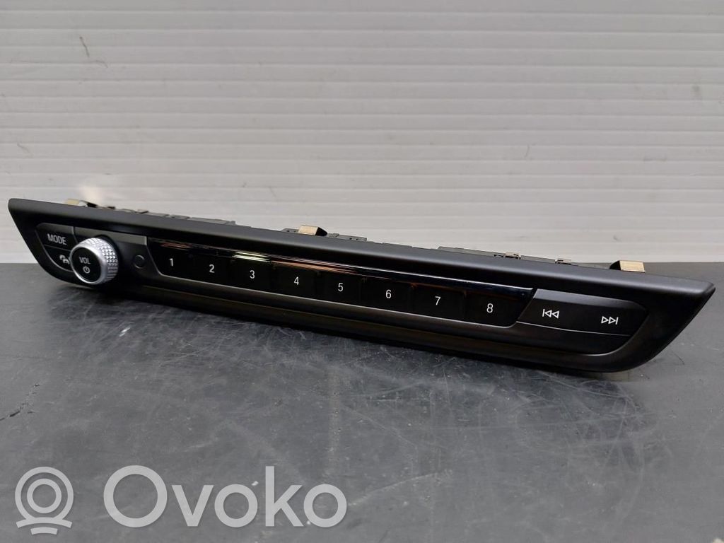 BMW 1 F40 Radio/CD/DVD/GPS-pääyksikkö 