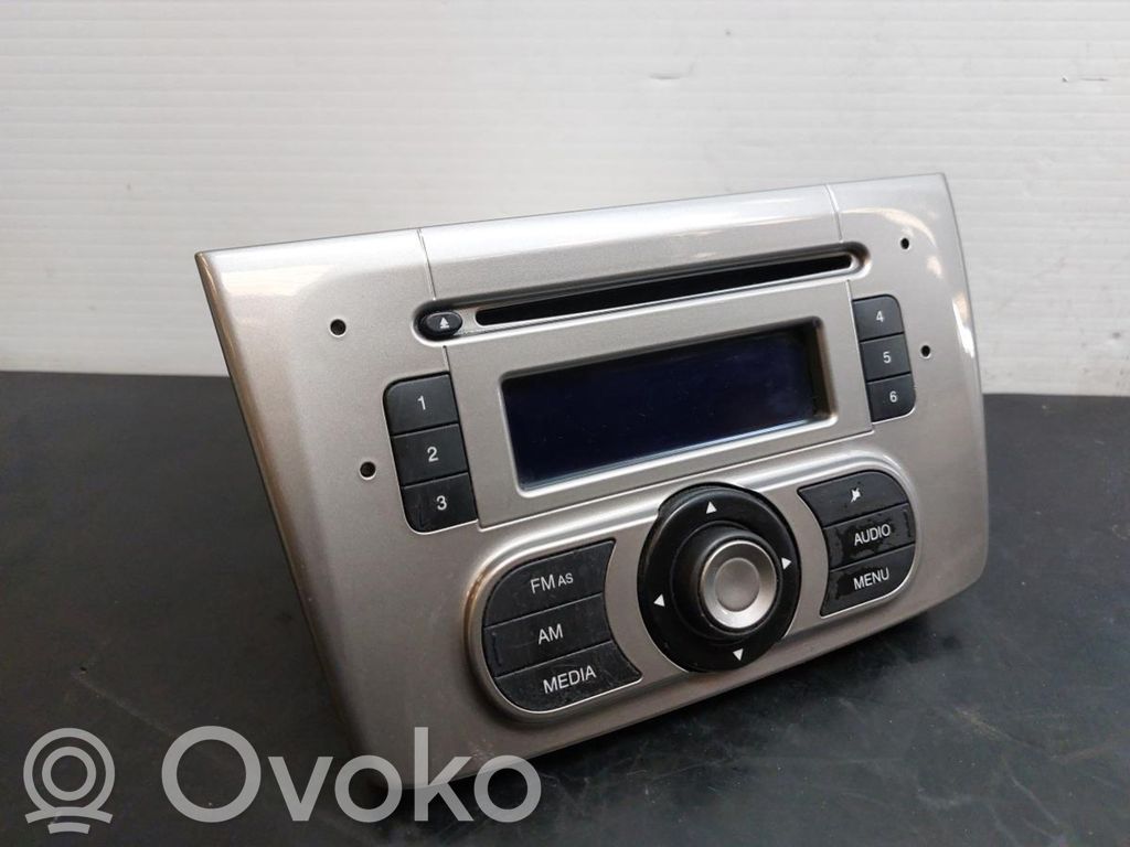 Alfa Romeo Mito Unitate principală radio/CD/DVD/GPS 