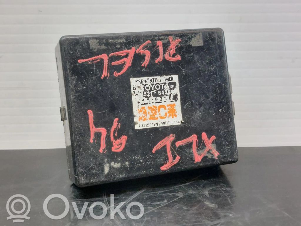 Toyota Corolla E110 Hehkutulpan esikuumennuksen rele 