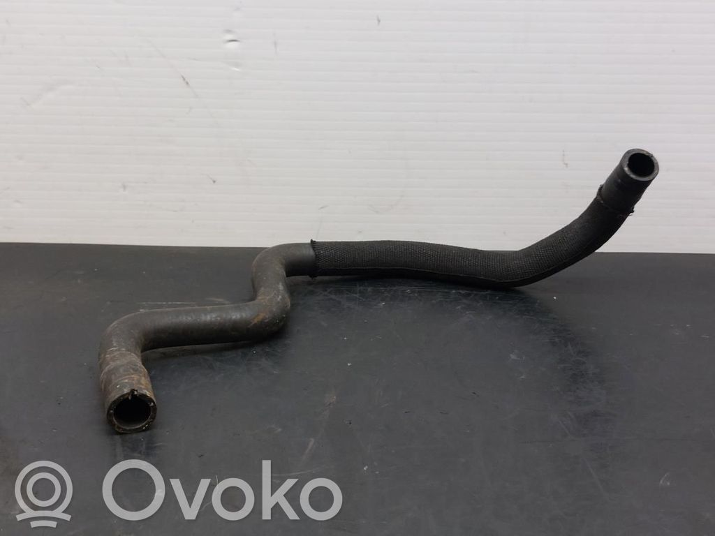 Volvo S60 Conductă/furtun lichid de răcire 