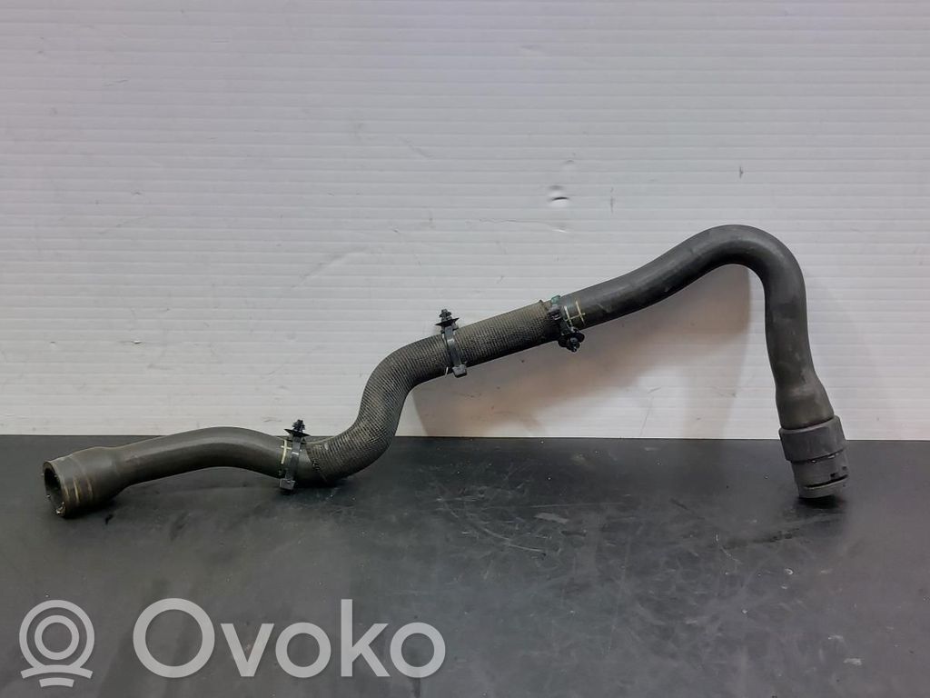 Mercedes-Benz A W169 Conductă/furtun lichid de răcire 