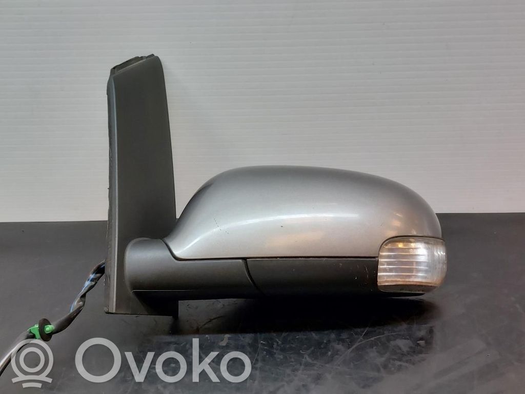 Volkswagen Touran I Rétroviseur électrique de porte avant 