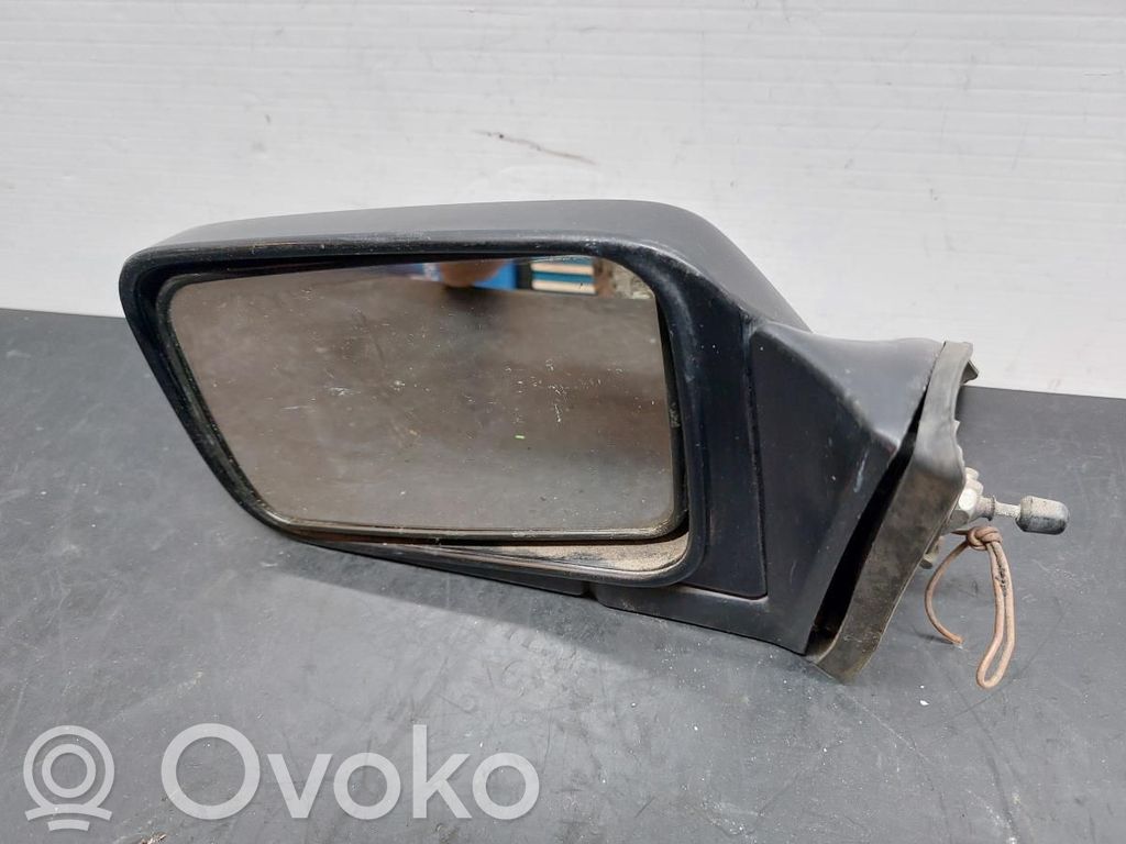Nissan Bluebird Front door electric wing mirror 