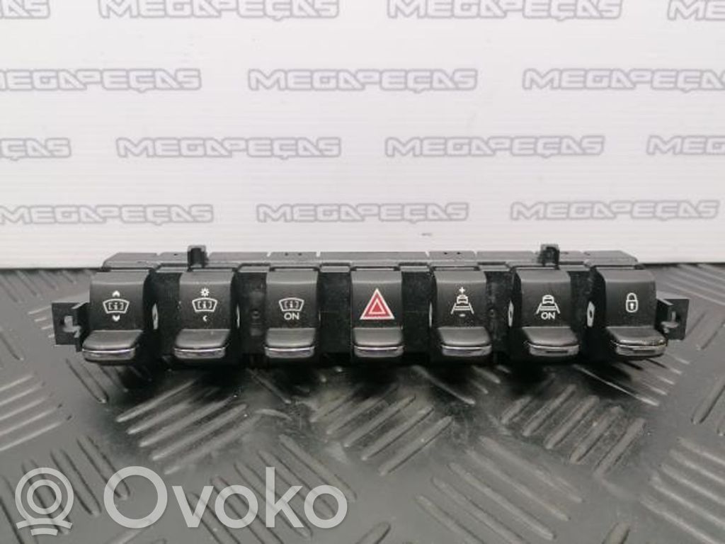 Peugeot 3008 I Interruptor de control multifunción 
