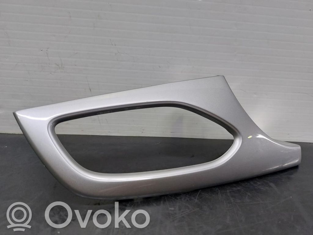 Opel Astra K Moldura del panel 