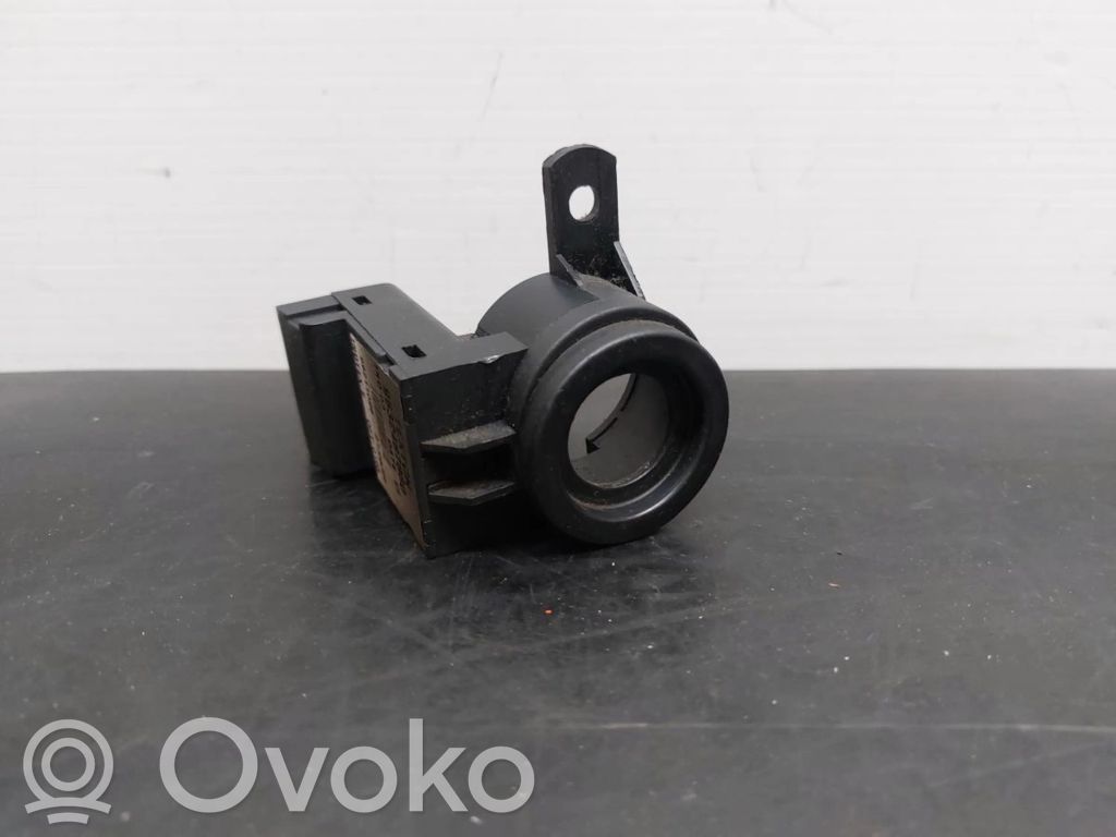 Peugeot 406 Aerial antenna amplifier 