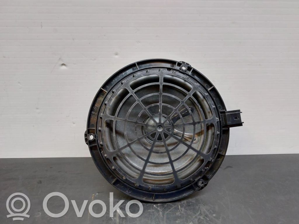 Opel Corsa F Altavoz subwoofer 