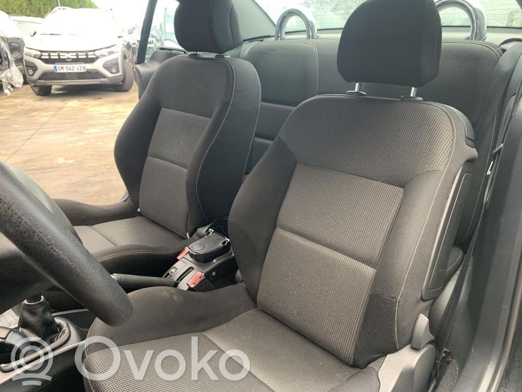 Peugeot 207 Sēdekļu komplekts 