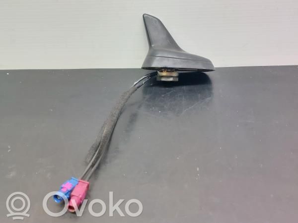 Pystyantennivahvistin   8K9035503A,7617431041