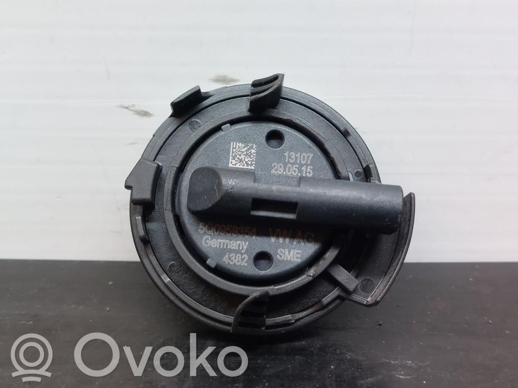 Sensor impacto/accidente para activar Airbag   5Q0959354