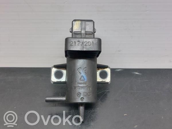 Mercedes-Benz C W205 Solenoid supapă turbosuflantă 