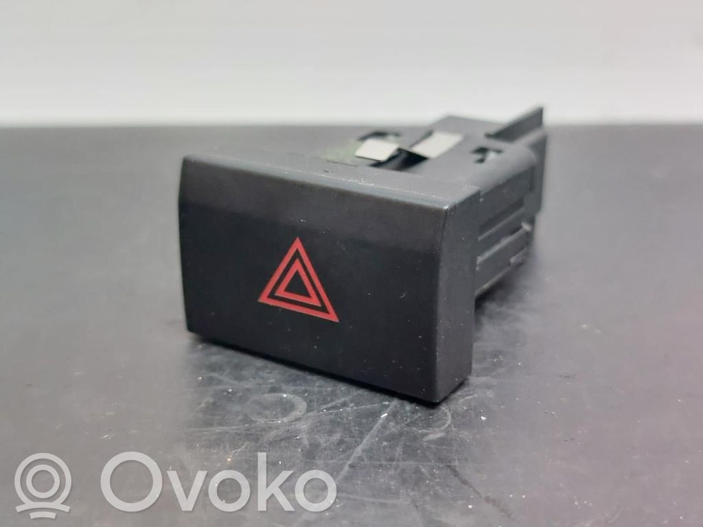 Botón interruptor de luz de peligro   6R0953509B