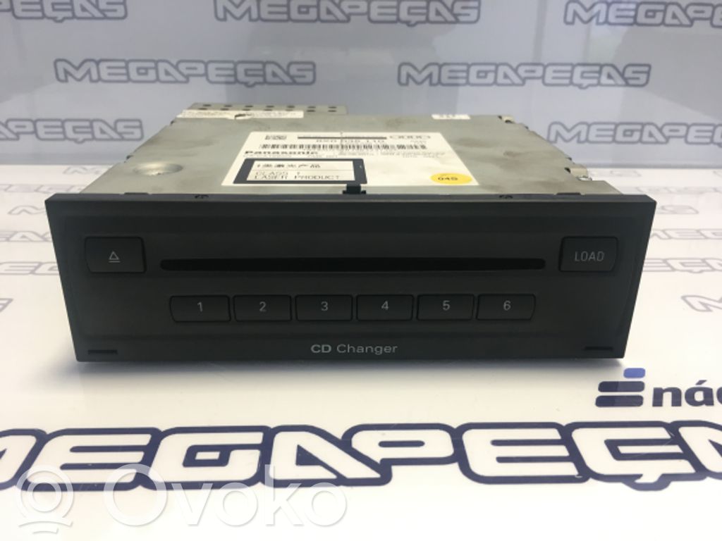 Audi A4 S4 B8 8K Zmieniarka płyt CD/DVD 