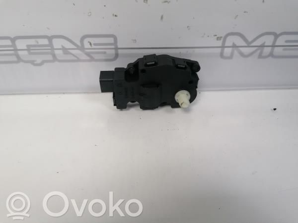 Audi RS4 B8 Motor/actuator clapetă aer 