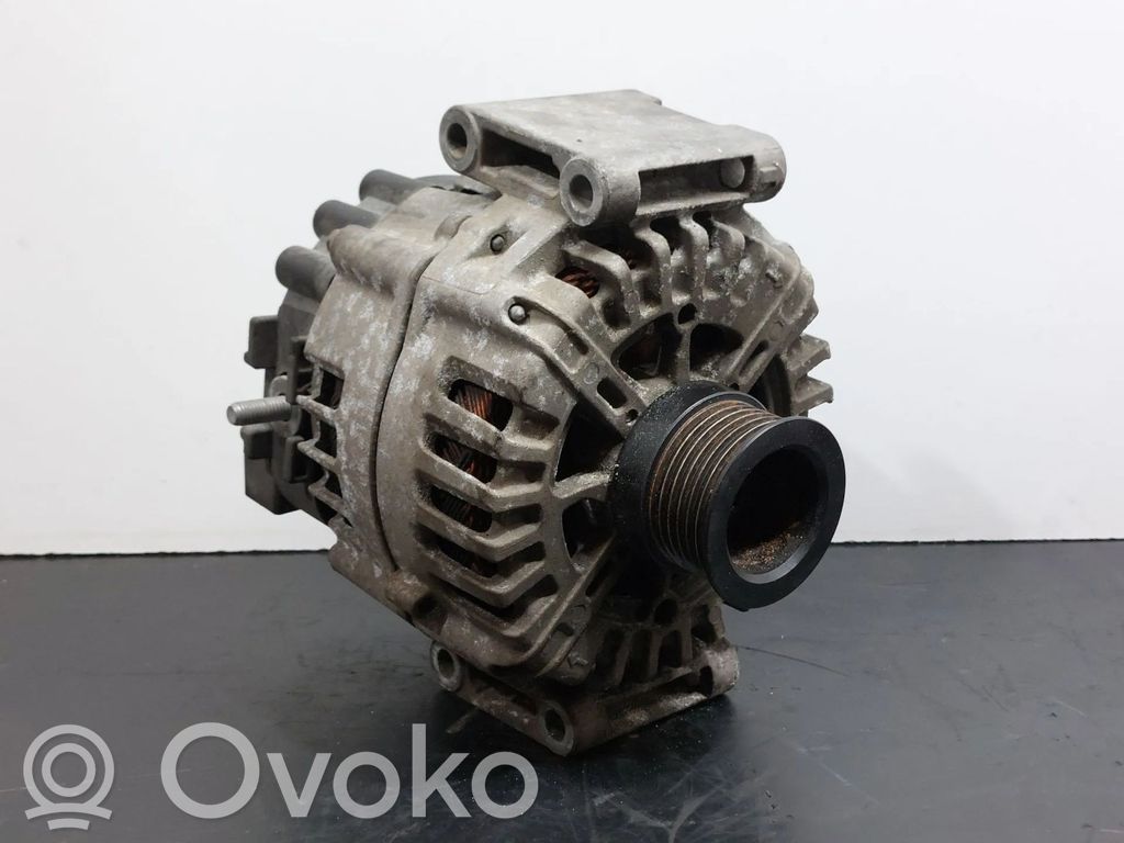 Mercedes-Benz E C207 W207 Generator/alternator 