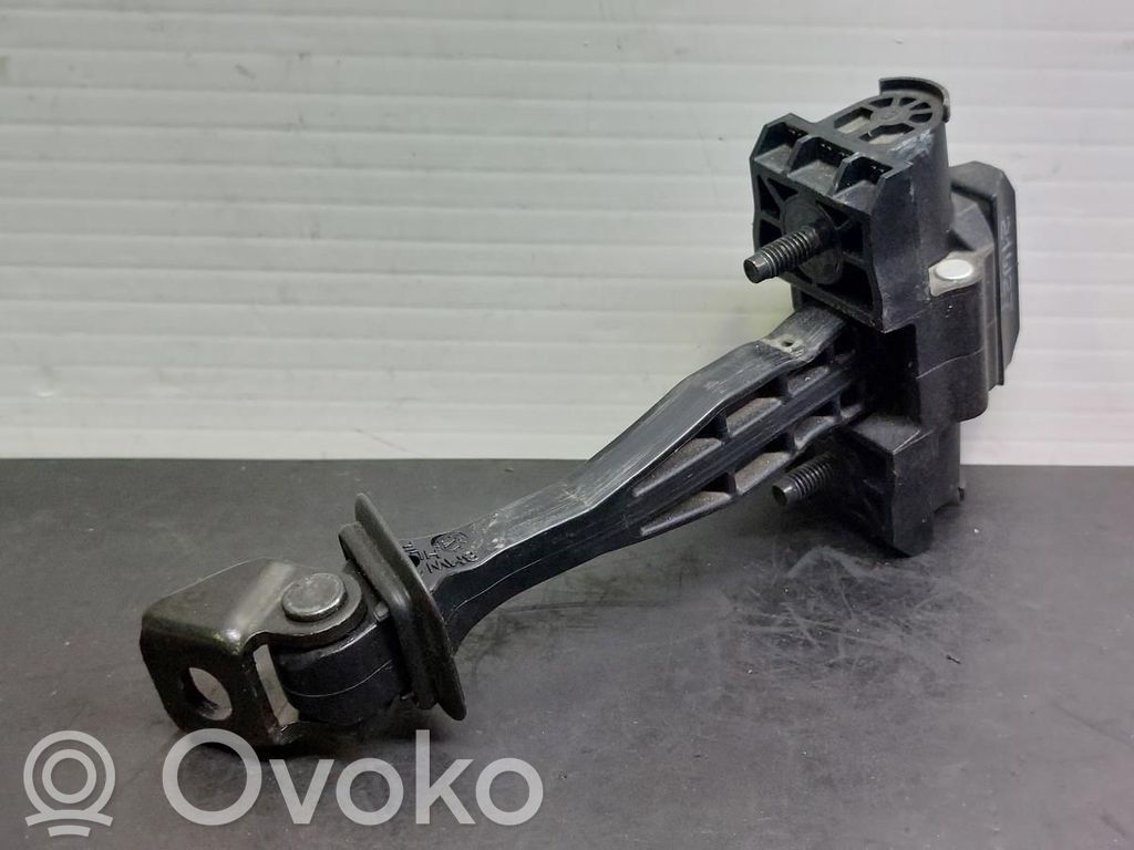 Takaoven pidätin   7448039