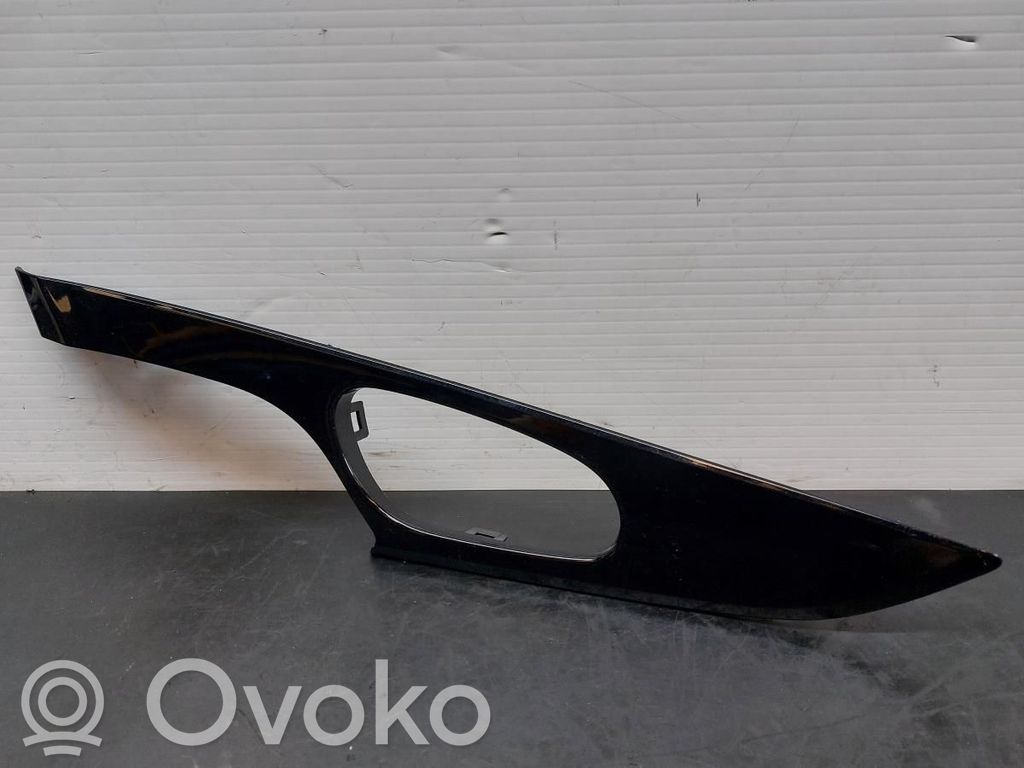 Nissan Qashqai Mască ușă față (turnată)