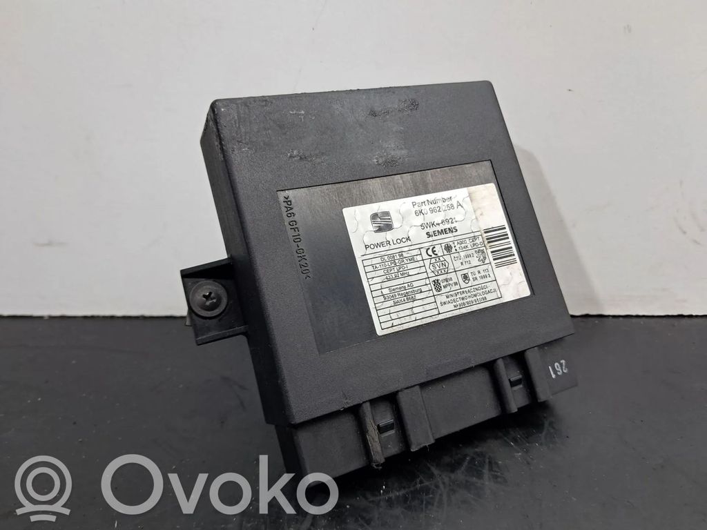 Seat Ibiza II (6k) Unité de commande / module de verrouillage centralisé porte