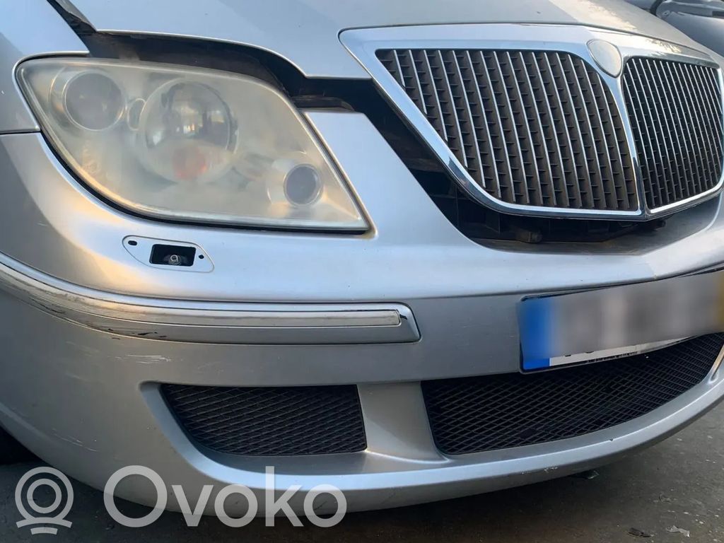 Lancia Phedra Parachoques delantero 