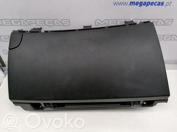 Guantera   84540A6000