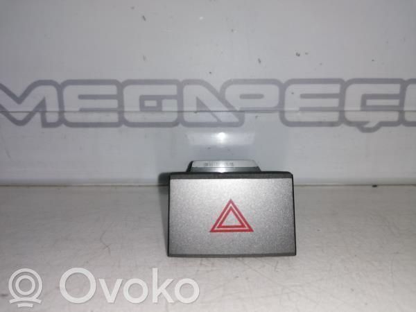 Botón interruptor de luz de peligro   937902S100
