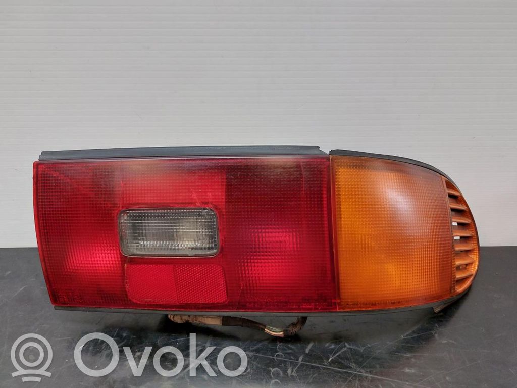 Toyota Celica T180 Lampa tylna 