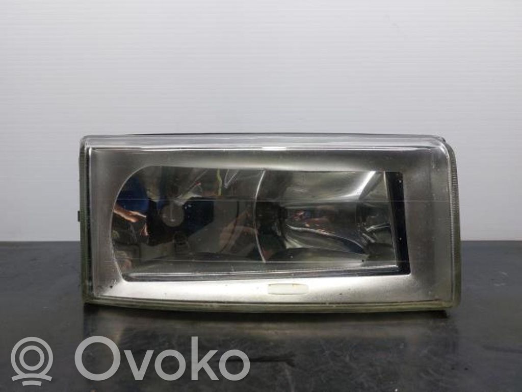 Iveco Daily 3rd gen Phare frontale 