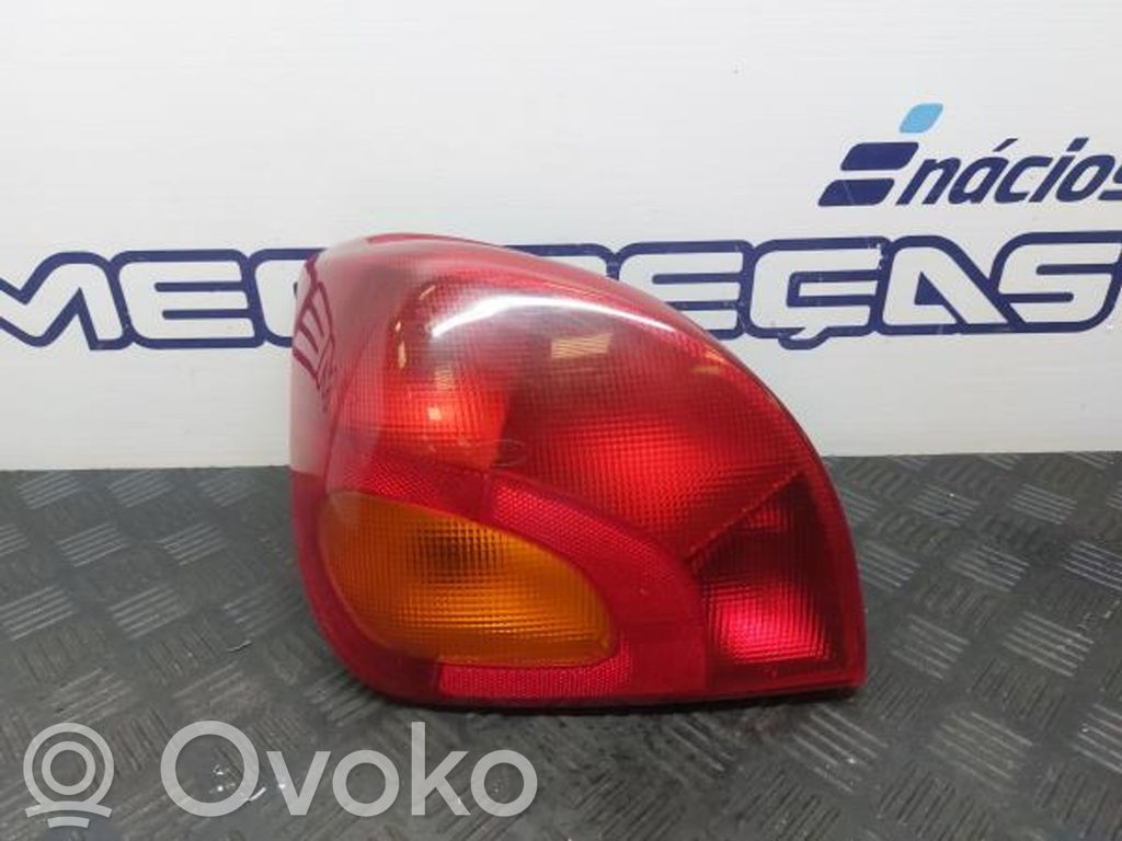 Ford Fiesta Takaluukun takavalot 