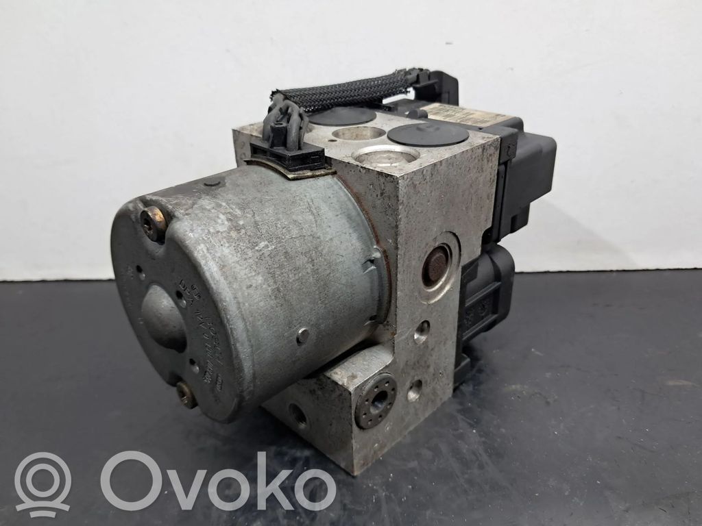 Opel Corsa C ABS bloks 